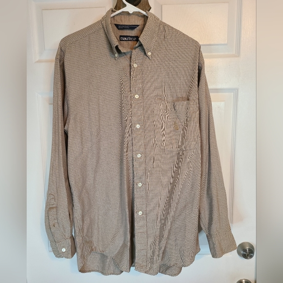(655) Nautica Men's Long Sleeve Dress Shirt, Size: Medium Color: Tan/Black - Picture 3 of 12